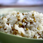 Рассыпчатый рис с машем