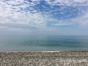 Море и пляж, Гагры